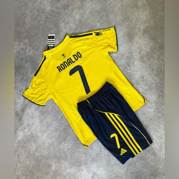 Al Nassar Home Cristiano Ronaldo 7 set for kids - Picture 4 of 8